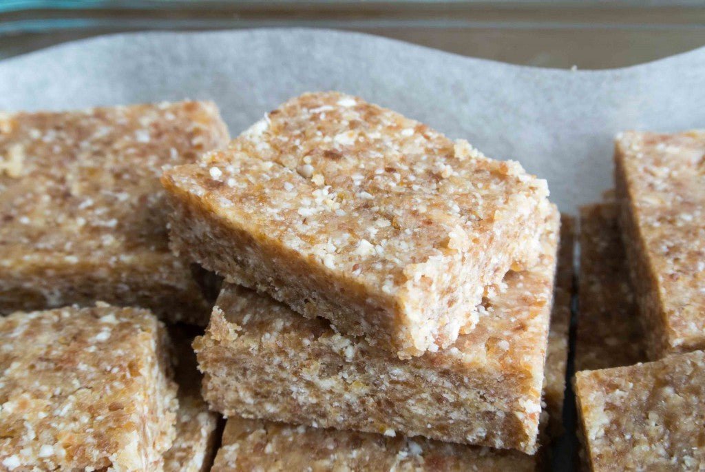 Homemade Cycling Energy Bars: Easy Cashew Bars - Label Collective