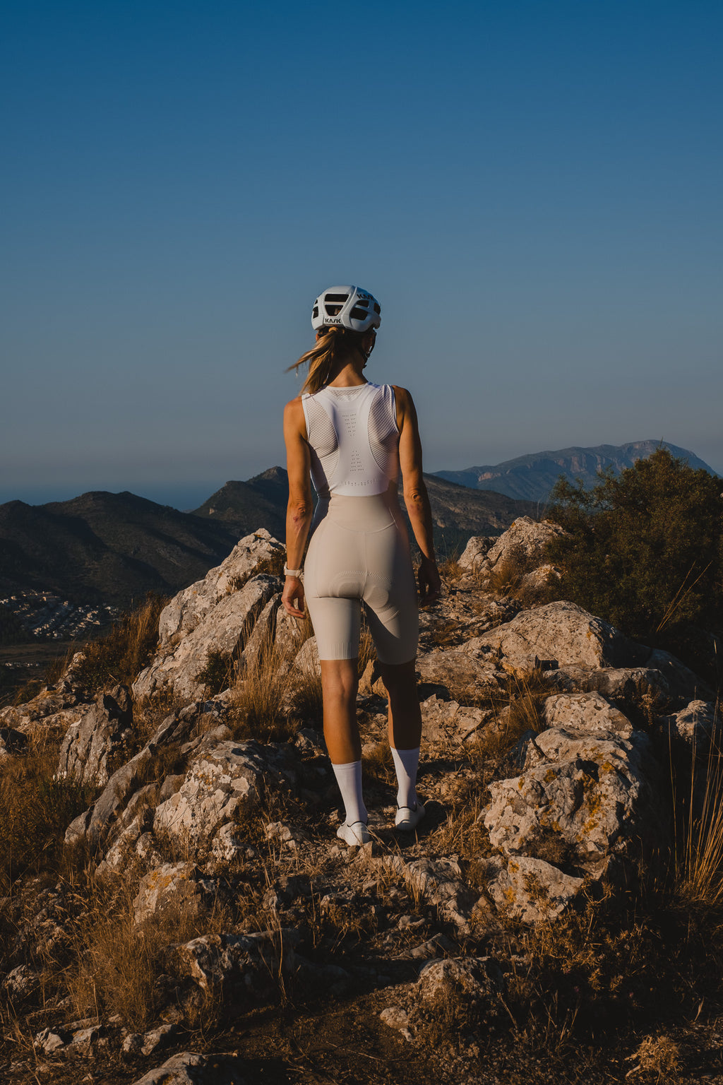 Aero Women’s Bib Shorts - Sand