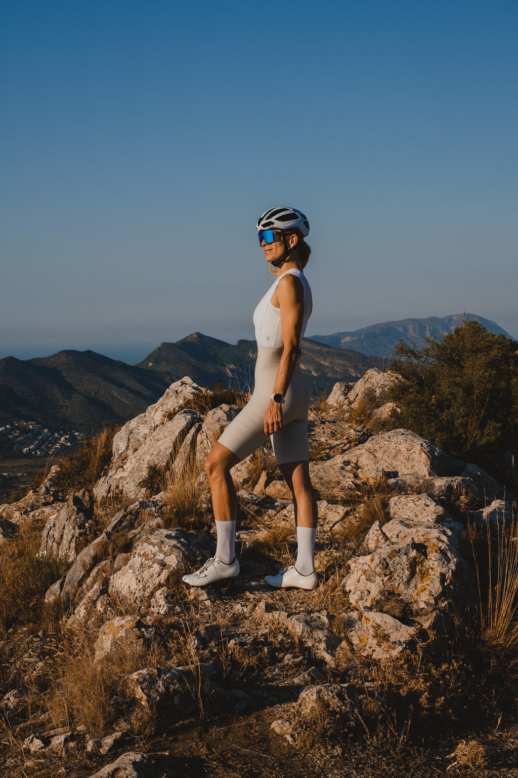 Aero Women’s Bib Shorts - Sand - Label Collective
